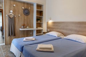 family-room (3)